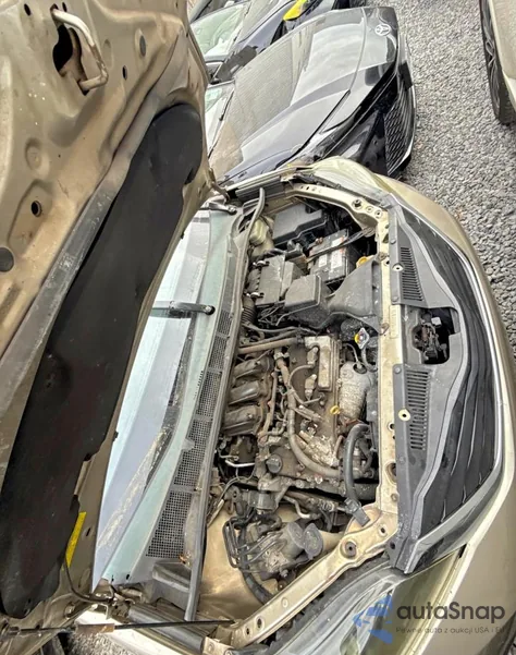 2015 Toyota Sienna Le z USA, uszkodzony, nr VIN 5TDKK3DCXFS535898